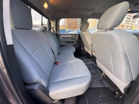 2019 RAM 1500 Classic SLT