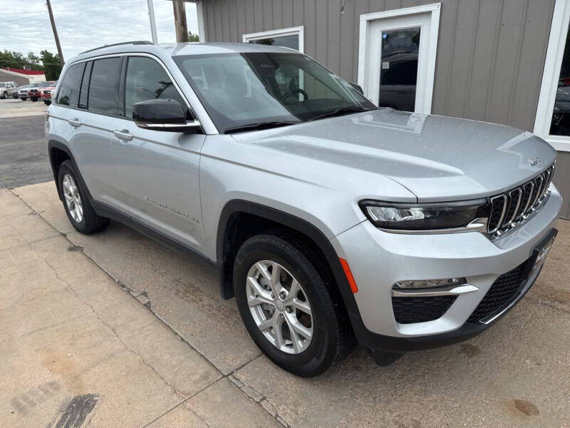 2023 Jeep Grand Cherokee Limited's photo