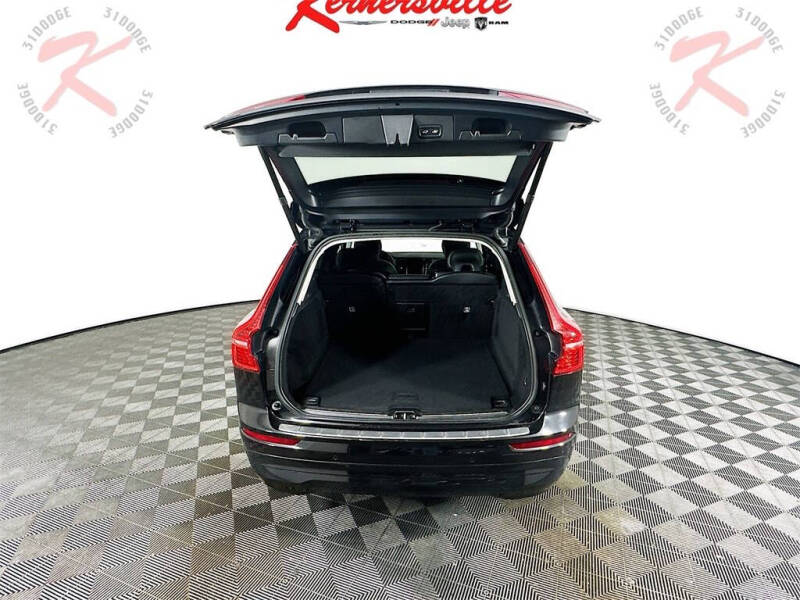 2023 Volvo XC60 B5 Core