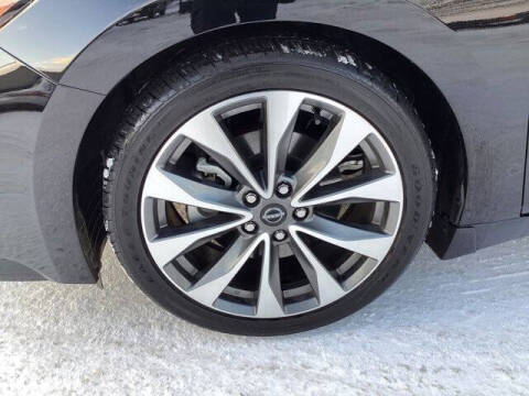 2023 Nissan Maxima 3.5 Platinum