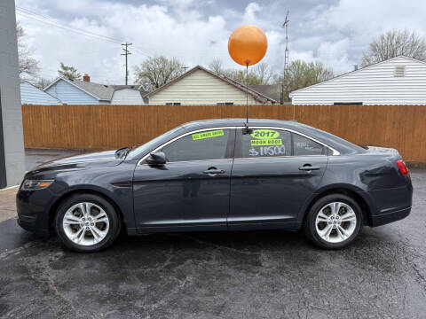 2017 Ford Taurus SEL