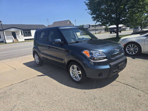 2011 Kia Soul +