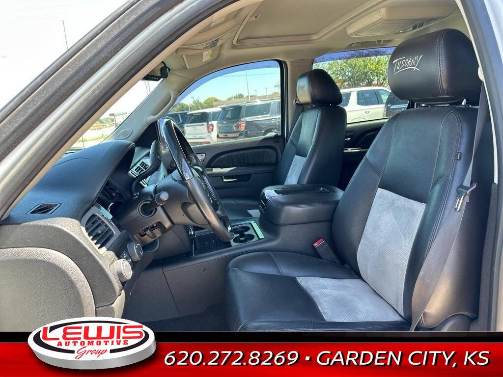 2013 Chevrolet Silverado 2500HD for sale at Lewis Chevrolet of Garden City in Garden City, KS