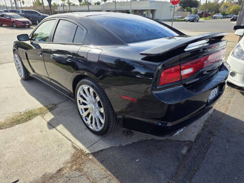 2013 Dodge Charger SE
