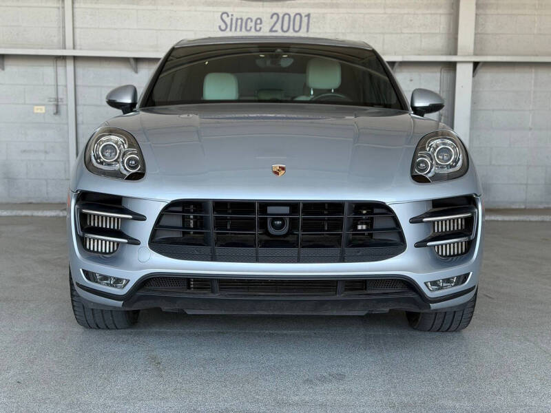 2018 Porsche Macan Turbo