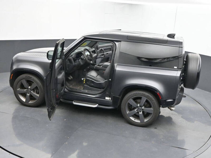 2023 Land Rover Defender 90 V8