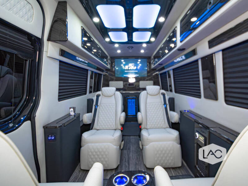 2024 Mercedes-Benz Sprinter 3500XD