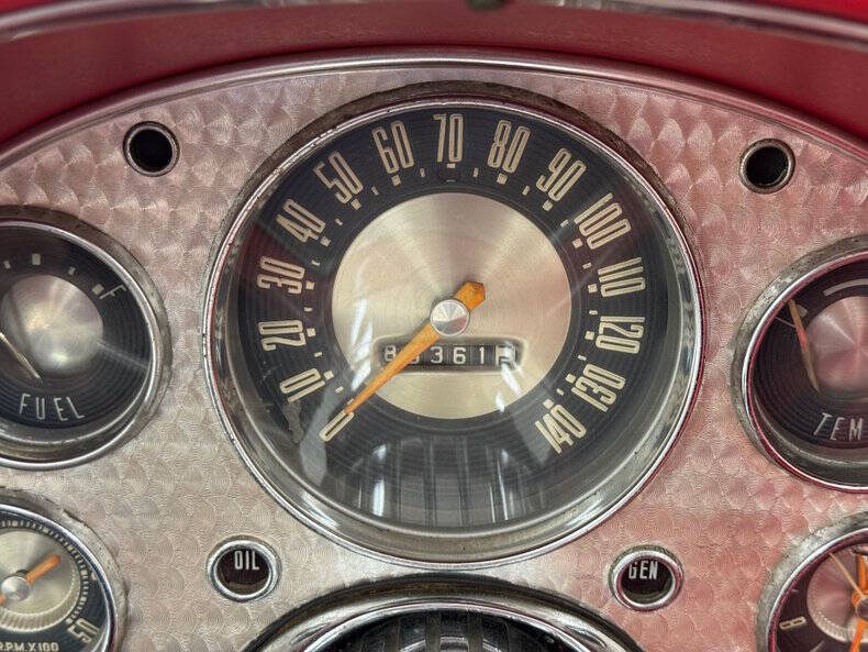 1957 Ford Thunderbird