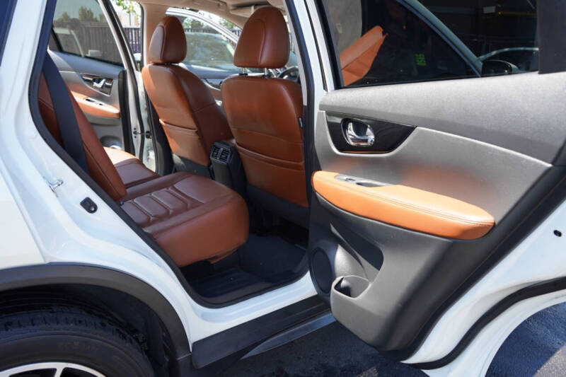 2017 Nissan Rogue
