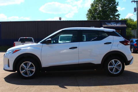2023 Nissan Kicks S