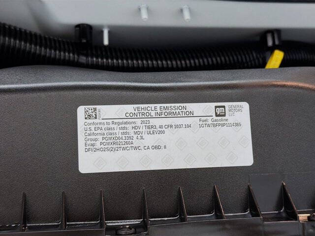 2023 GMC Savana 2500