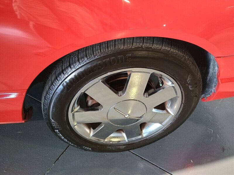 2002 Ford Thunderbird 76