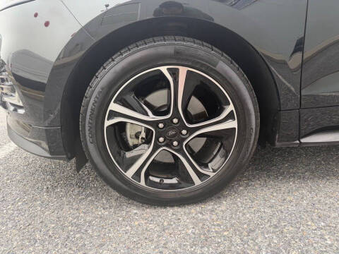 2019 Ford Edge ST
