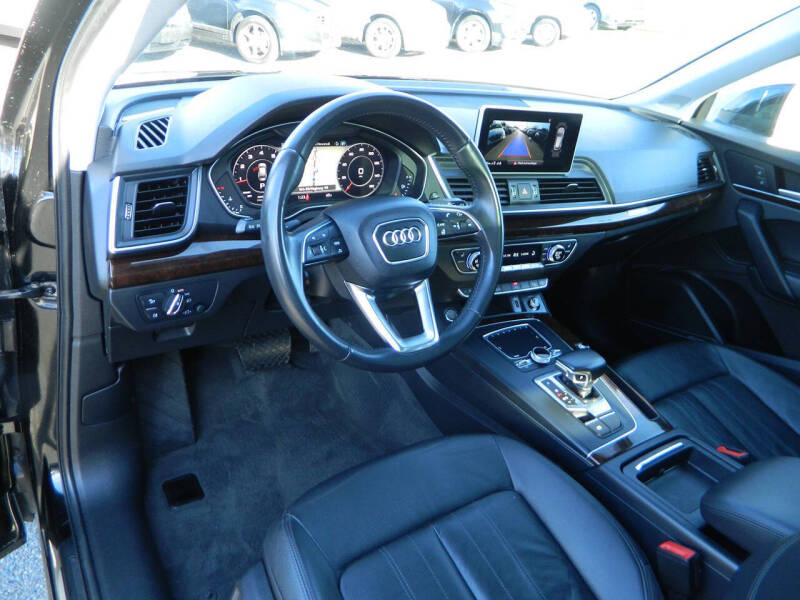 2018 Audi Q5 2.0T quattro Premium Plus