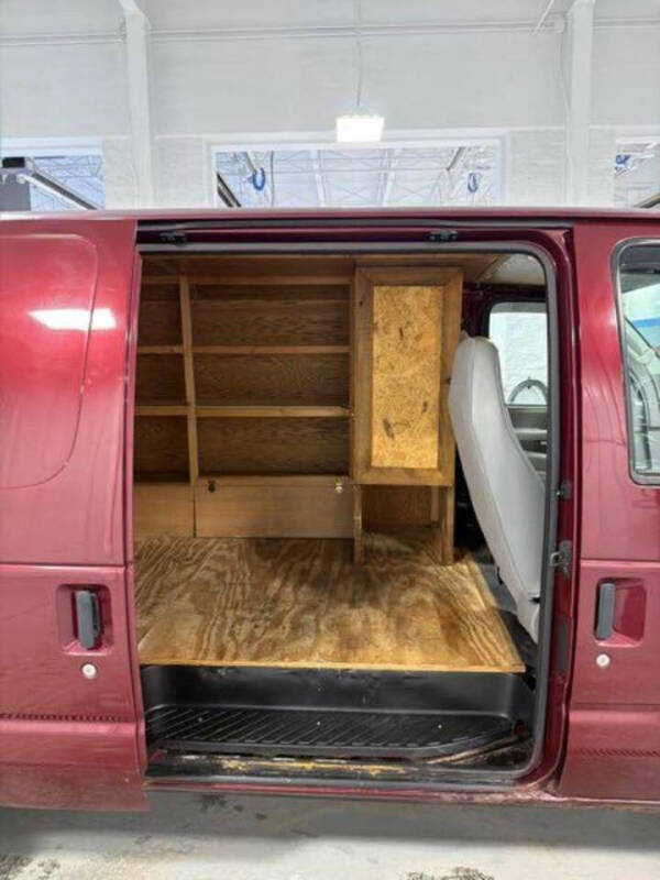 2003 Ford E-Series
