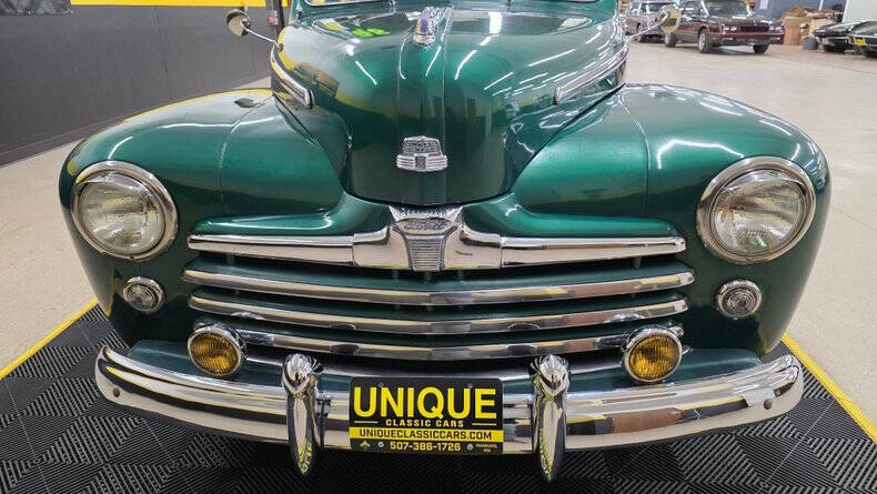 1948 Ford Super Deluxe