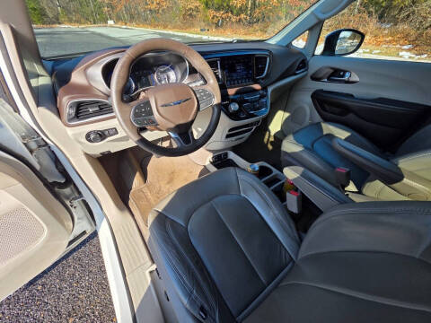 2017 Chrysler Pacifica Touring