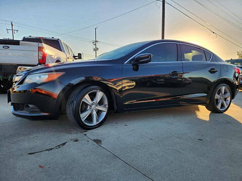 2013 Acura ILX 2.0L w/Premium