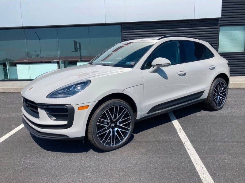 2025 Porsche Macan