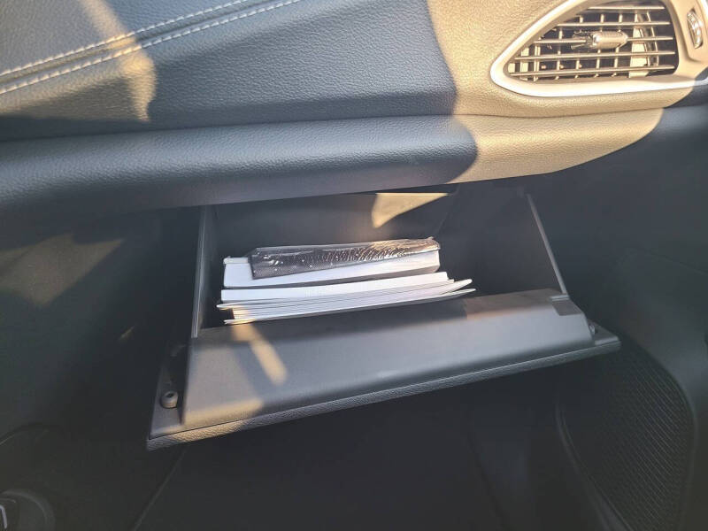 2021 Chrysler Pacifica Touring L