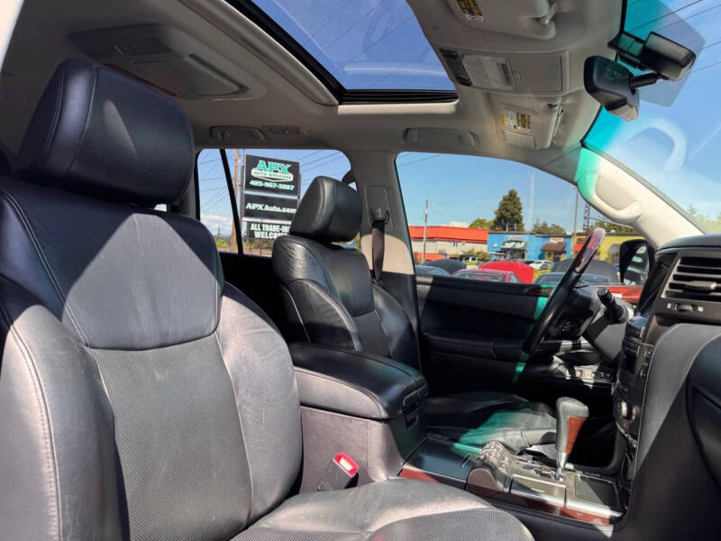 2011 Lexus LX 570
