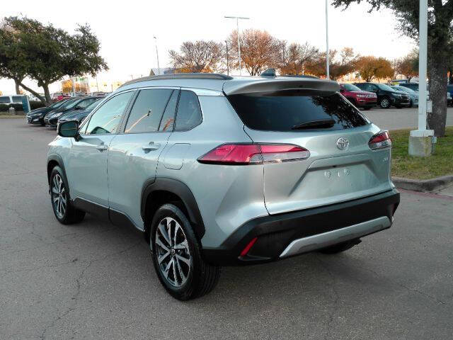 2025 Toyota Corolla Cross XLE