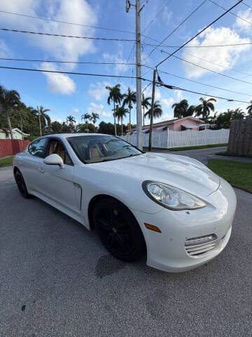 2012 Porsche Panamera 4
