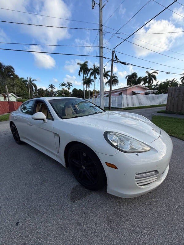 2012 Porsche Panamera 4