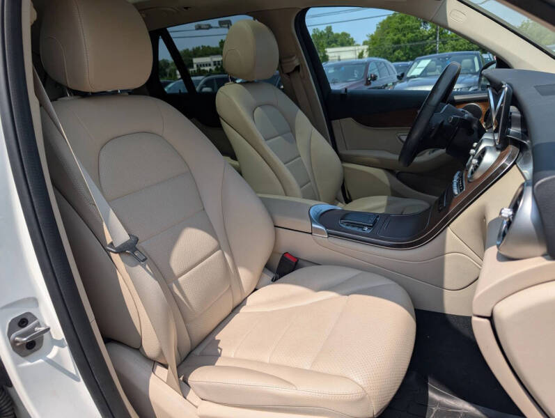 2021 Mercedes-Benz GLC GLC 300 4MATIC