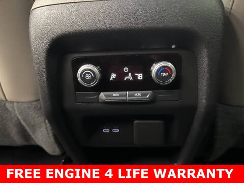 2024 GMC Acadia Elevation