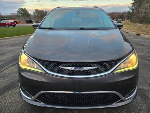2020 Chrysler Pacifica Touring L