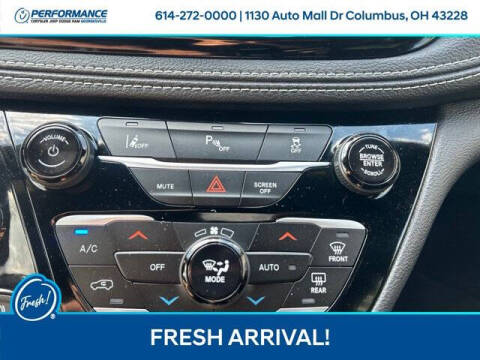 2026 Chrysler Pacifica Plug-In Hybrid Select
