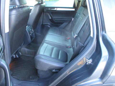 2014 Volkswagen Touareg TDI Sport