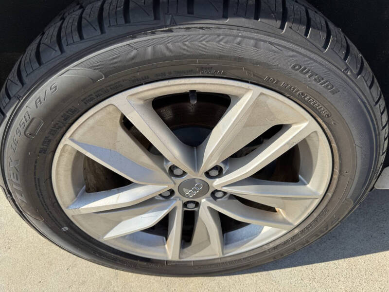 2017 Audi Q3 2.0T Premium Plus