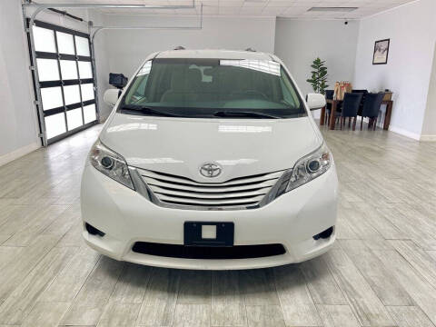 2015 Toyota Sienna
