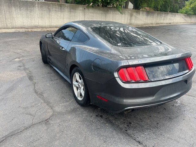2017 Ford Mustang V6