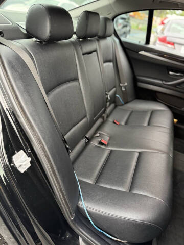2016 BMW 5 Series 528i