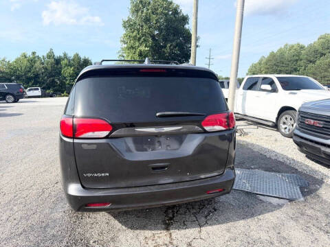 2020 Chrysler Voyager LXi