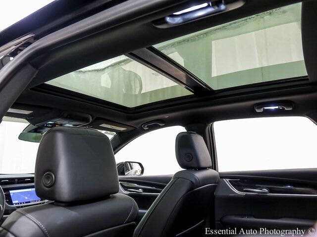 2022 Cadillac XT5 Premium Luxury