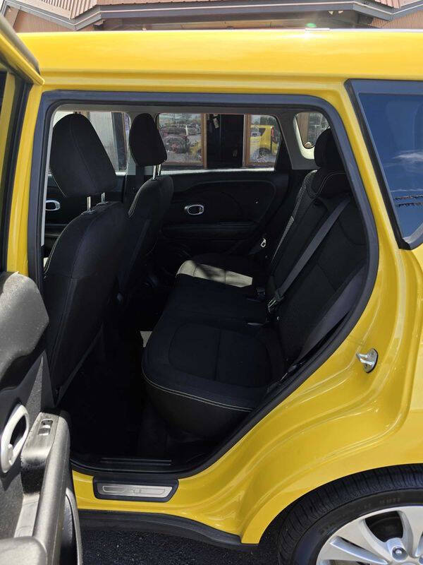 2014 Kia Soul +