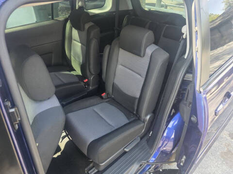 2006 Mazda MAZDA5