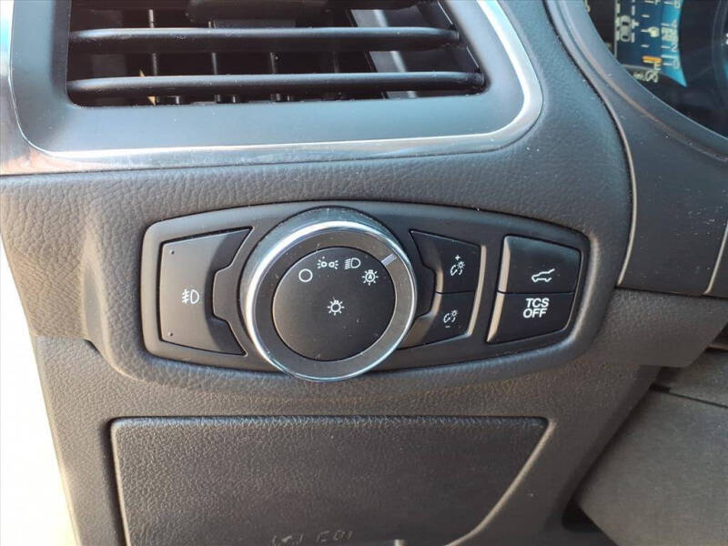 2023 Ford Edge Titanium