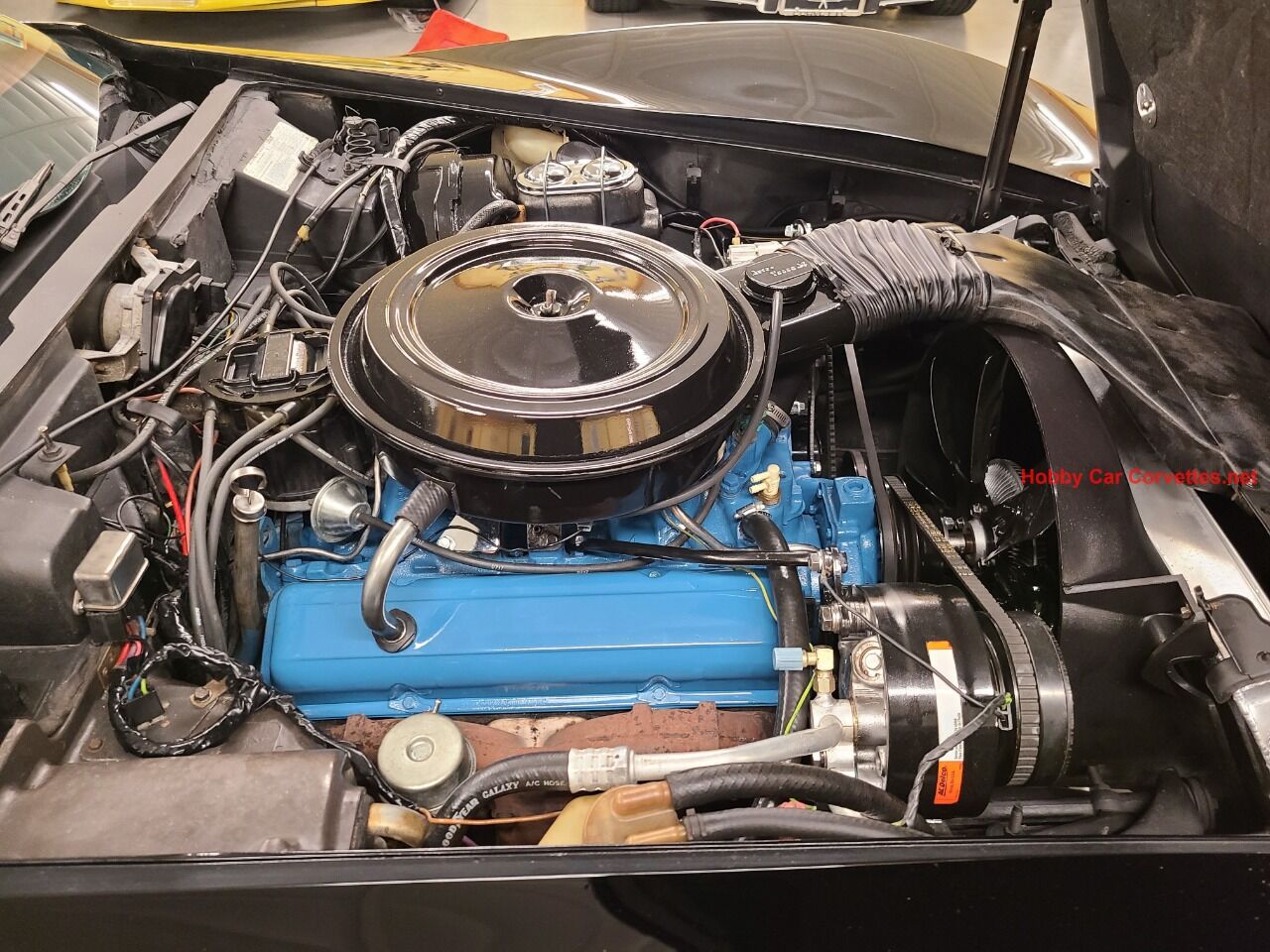 1977 Chevrolet Corvette 40