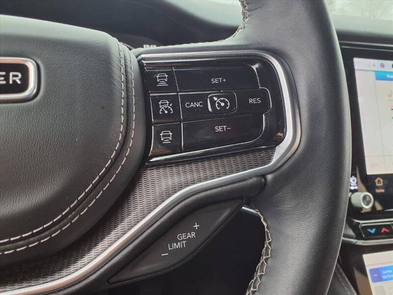 2023 Jeep Grand Wagoneer Obsidian