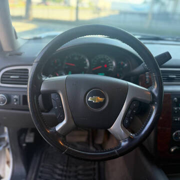 2013 Chevrolet Suburban LT