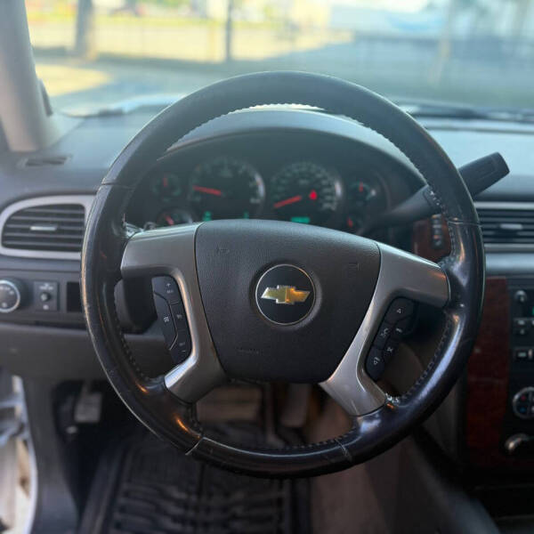 2013 Chevrolet Suburban LT