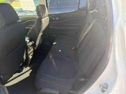 2017 GMC Acadia SLE-2