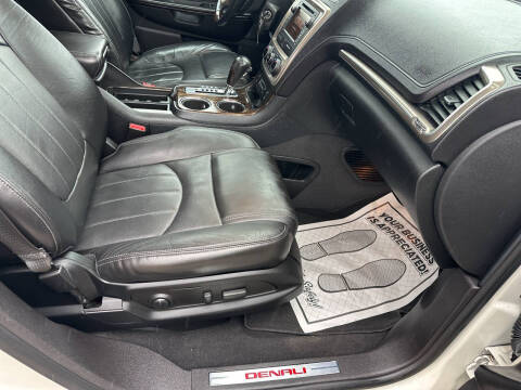 2013 GMC Acadia Denali