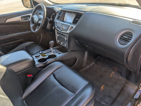 2019 Nissan Pathfinder SL