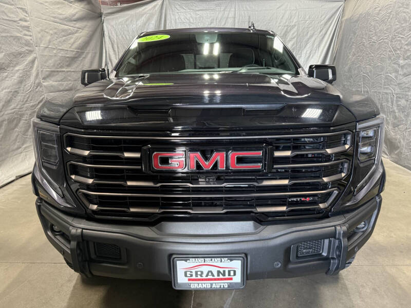 2024 GMC Sierra 1500 AT4X